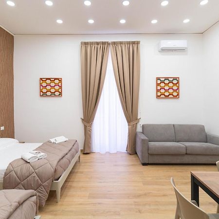 Toto E Peppino Luxury Rooms Naples Exterior photo