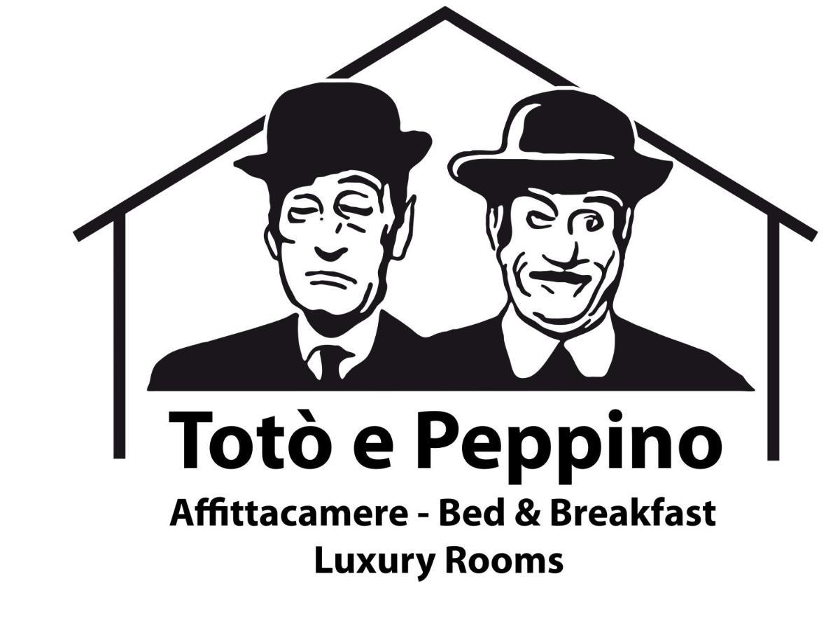 Toto E Peppino Luxury Rooms Naples Exterior photo
