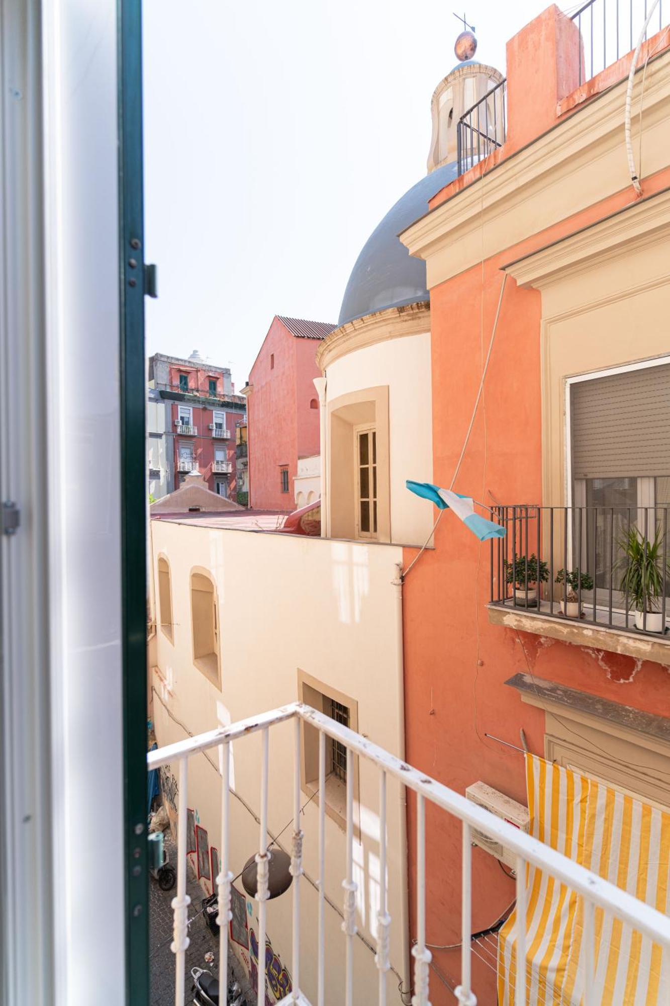 Toto E Peppino Luxury Rooms Naples Exterior photo