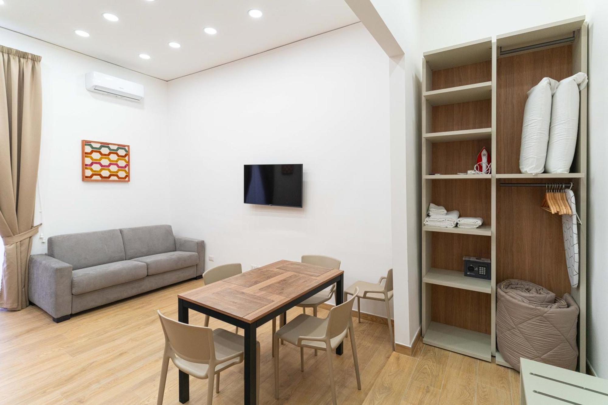 Toto E Peppino Luxury Rooms Naples Exterior photo